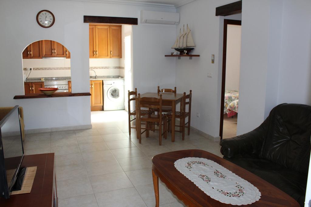 Bungalow Altos De La Bahia Torrevieja Exterior foto